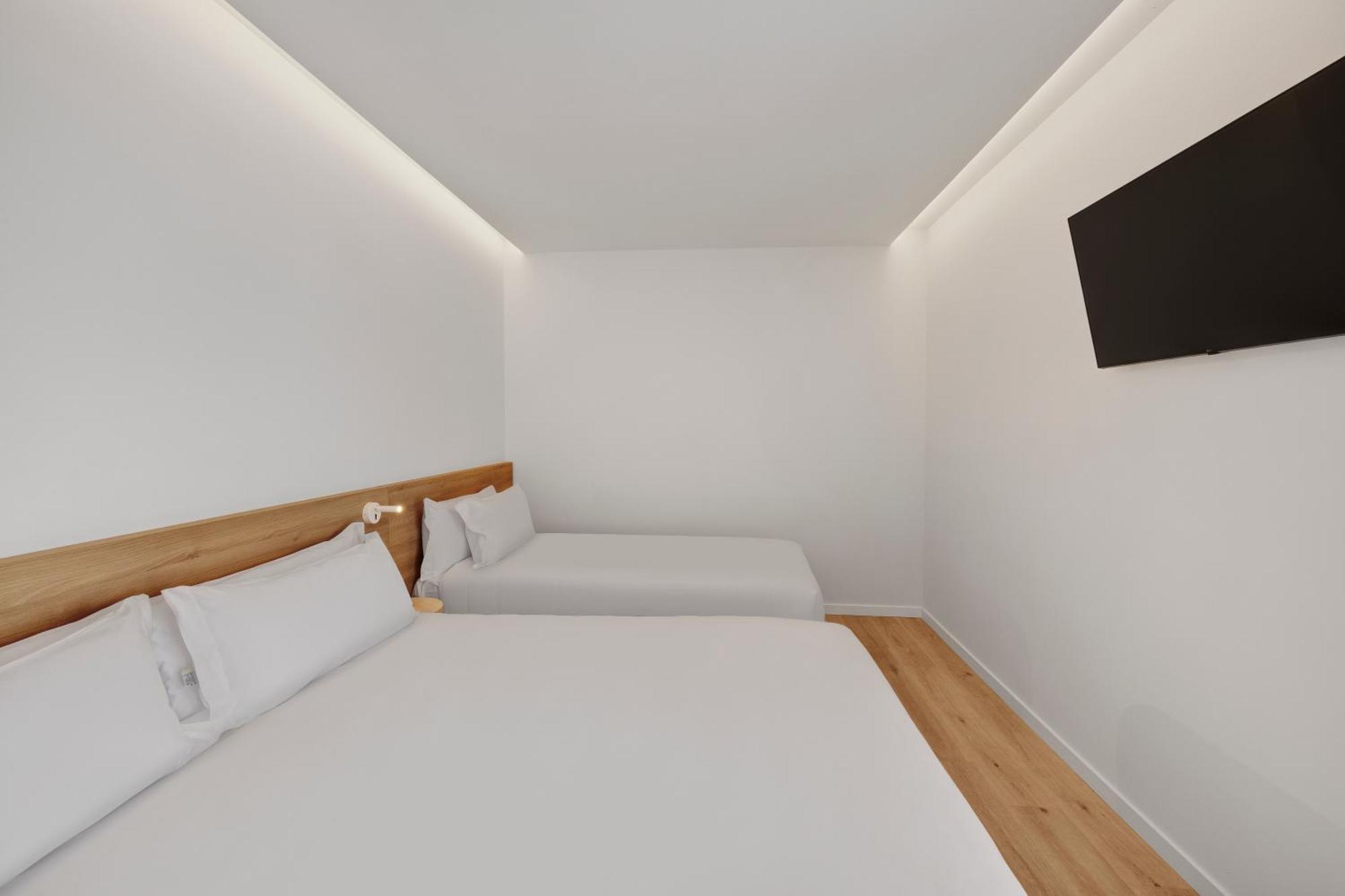 B&B Hotel Виана до Кастело Екстериор снимка