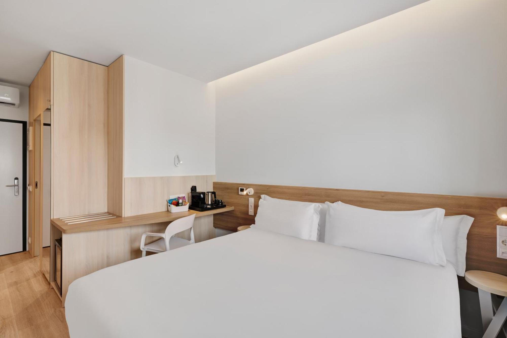 B&B Hotel Виана до Кастело Екстериор снимка