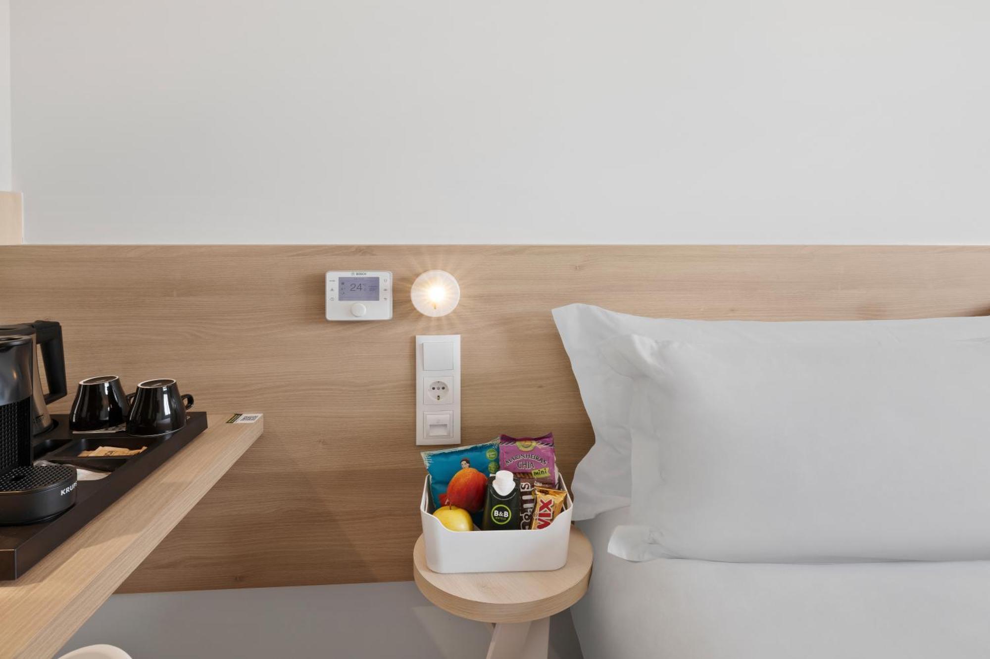 B&B Hotel Виана до Кастело Екстериор снимка