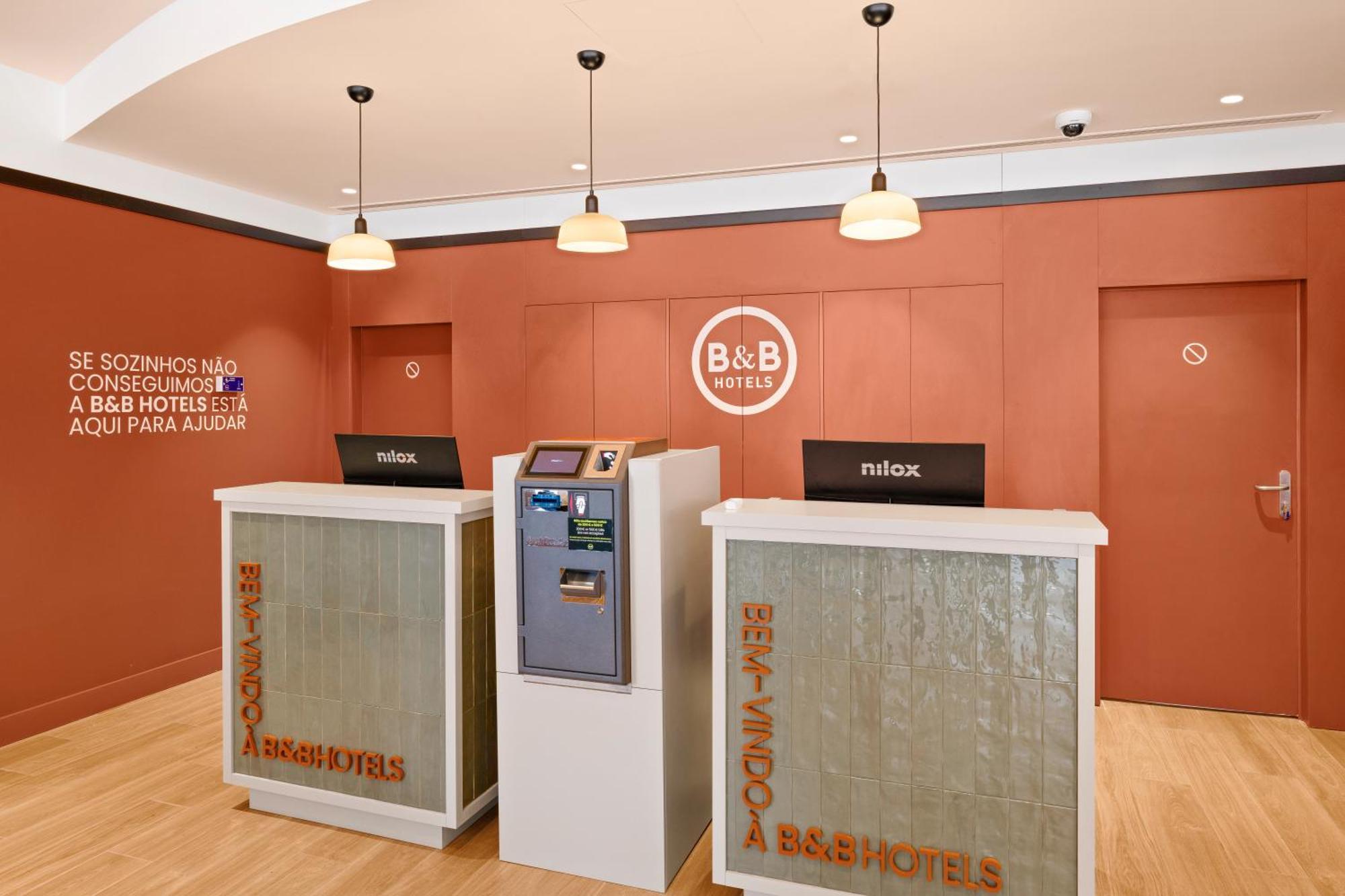 B&B Hotel Виана до Кастело Екстериор снимка